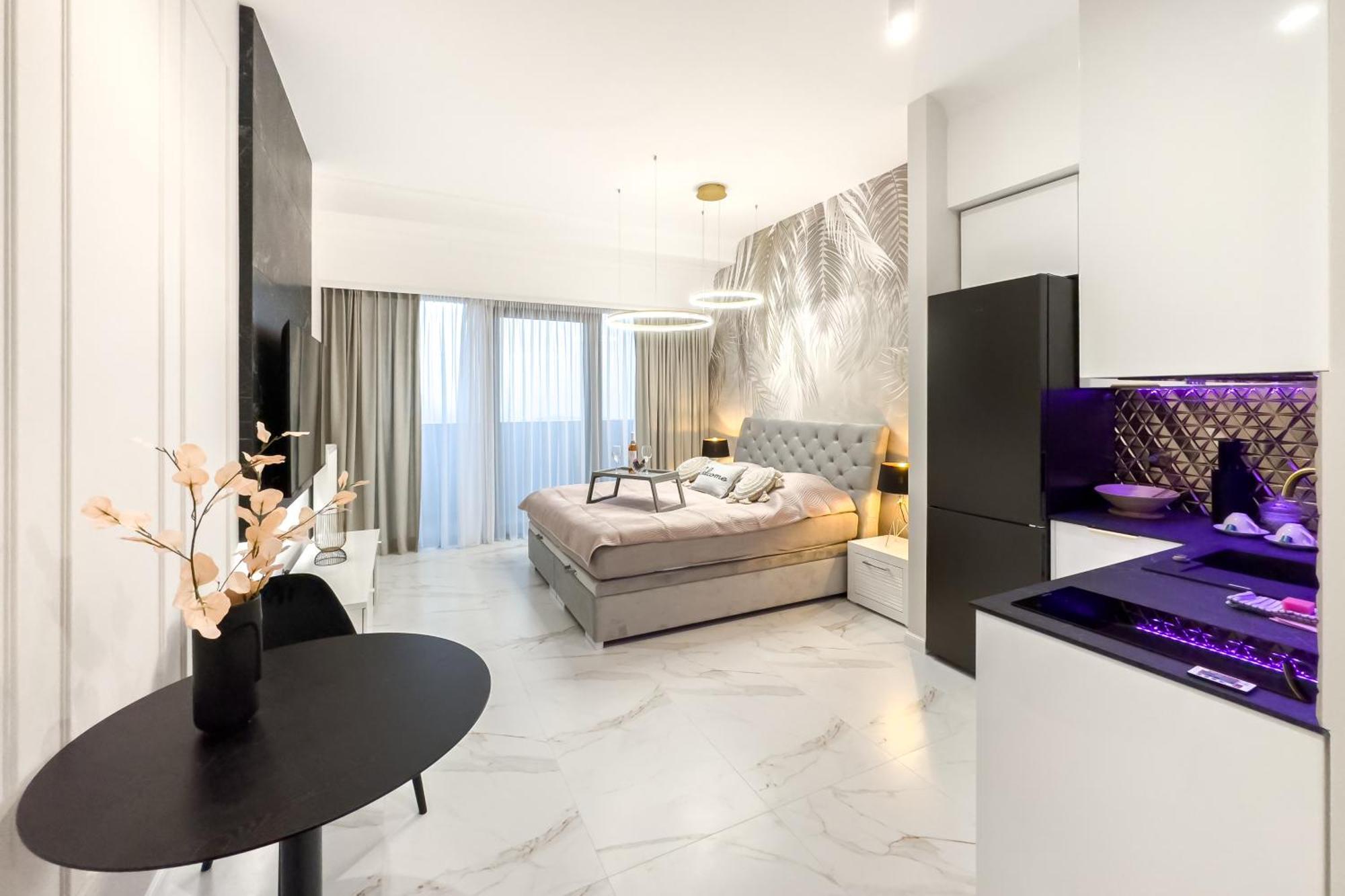 Hanza Tower Apartment No. 524 - Swimming Pool, Jacuzzi, Balcony Estetino Exterior foto