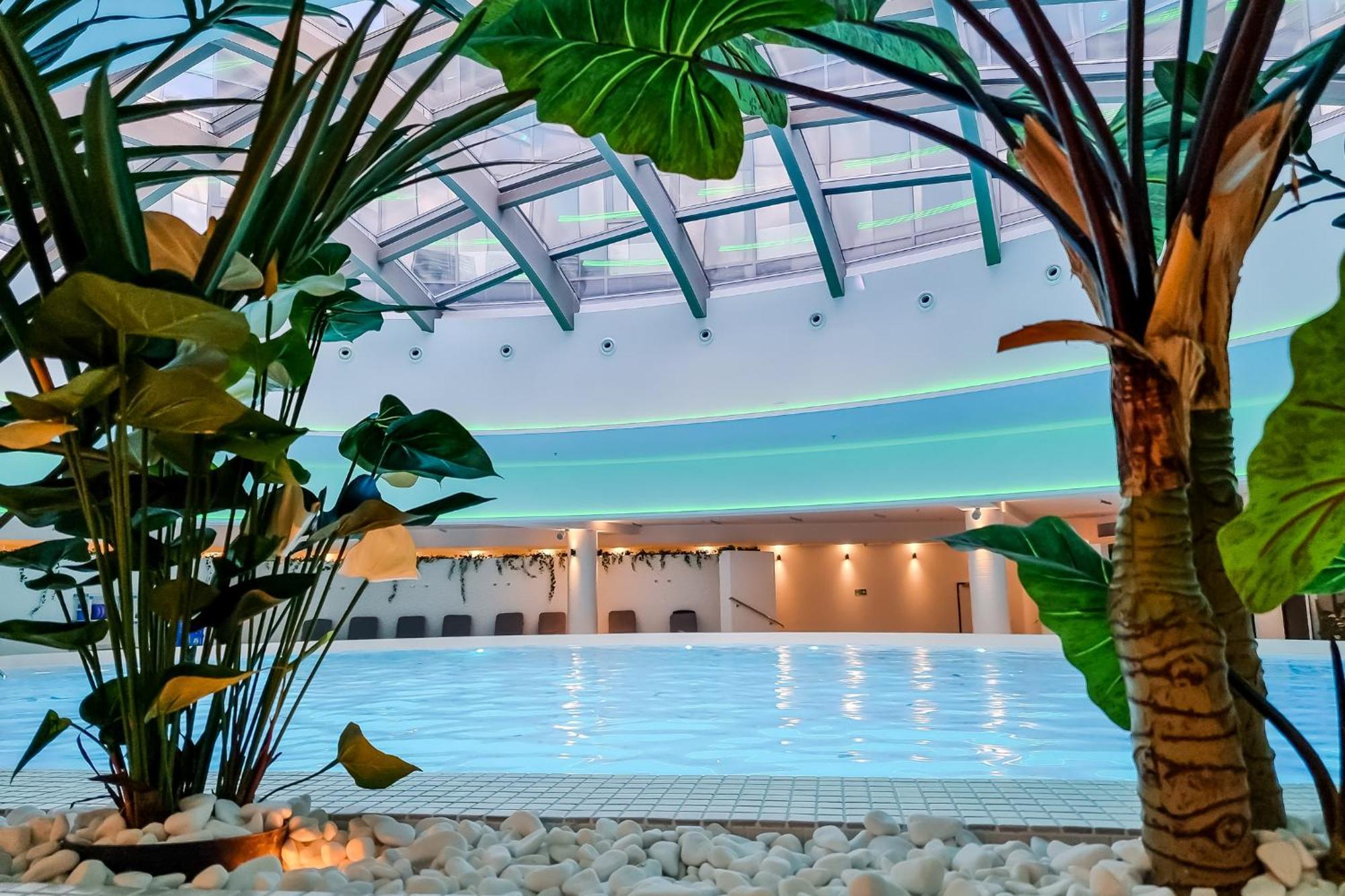 Hanza Tower Apartment No. 524 - Swimming Pool, Jacuzzi, Balcony Estetino Exterior foto